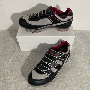 Pearl Izumi Quest MTB Cycling Shoes EU Size 40 (Women’s US 8) Black Silver